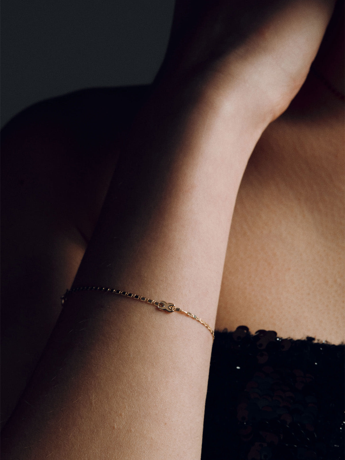 upload_20260217_SS23SBX119Y4FFFMT_002_X Orbit Chain Bracelet 본문2.jpg