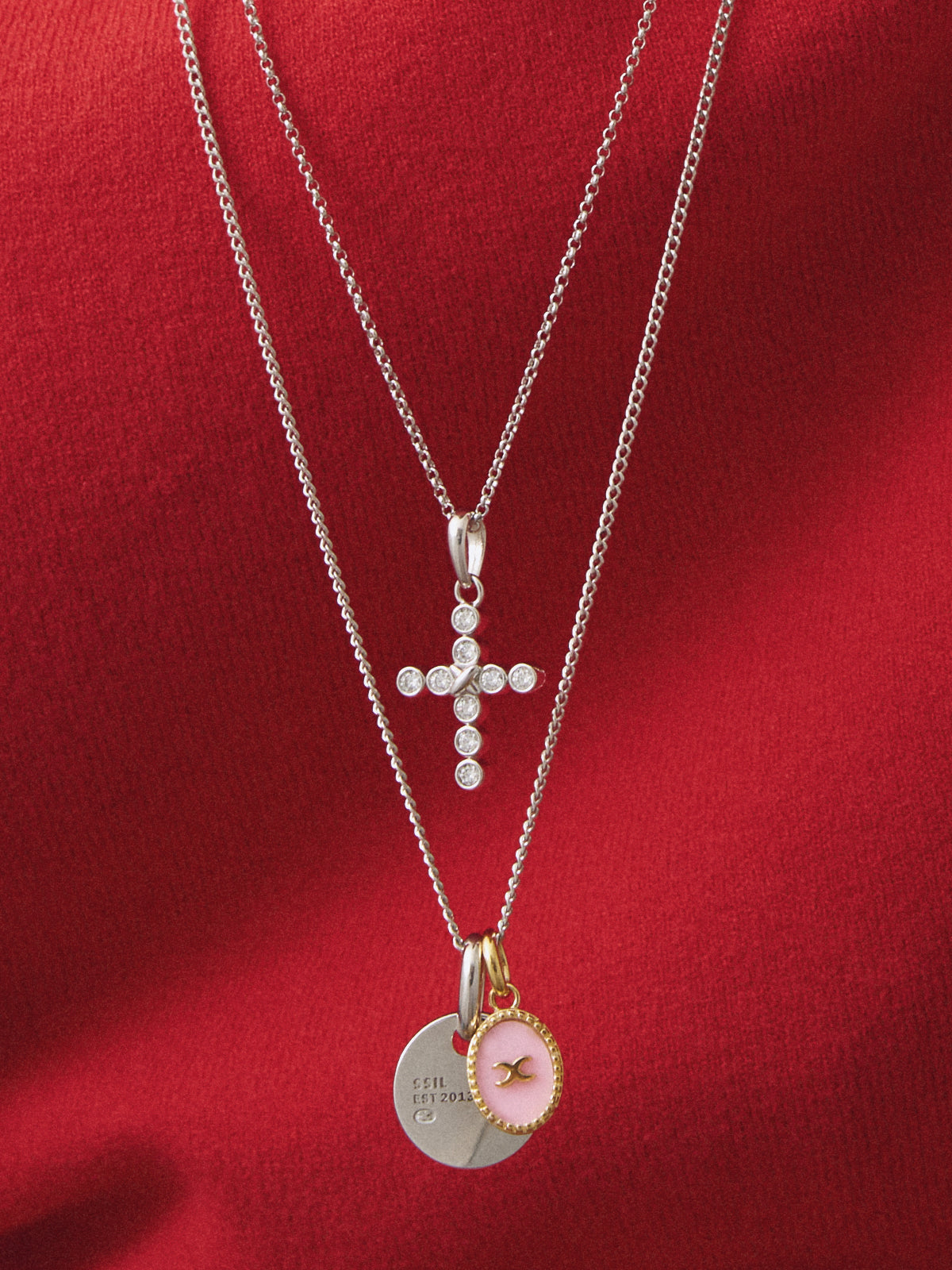 upload_20260426_26SNET07WBFF_003_CIRCLE PENDANT_4.jpg