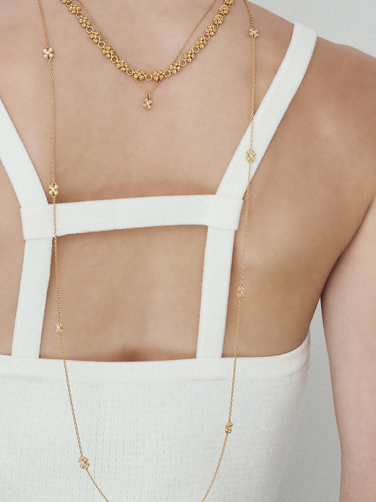 upload_20251030_25SNCV03YBFF_002_Lucky Clover Long Chain 2.jpg