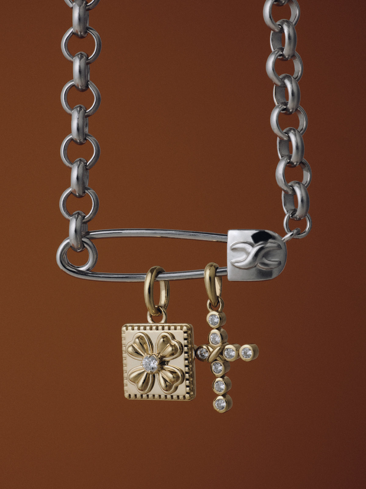 X Safety Pin Choker